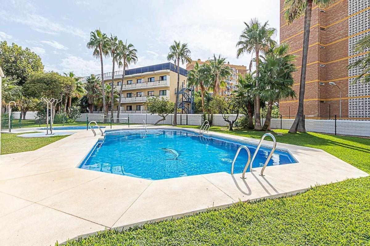 797 Holiday Rentals - Luminoso Piso Para 4 En Arroyo De La Miel Exterior photo